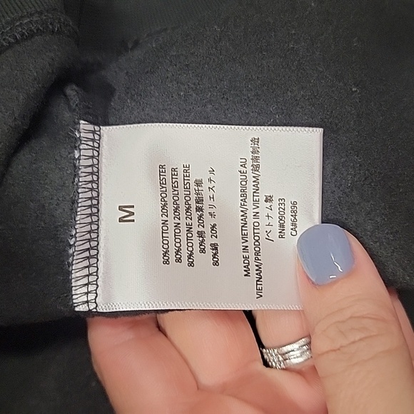 FEAR OF GOD ESSENTIALS BLACK HOODIE NWT - Picture 15 of 16